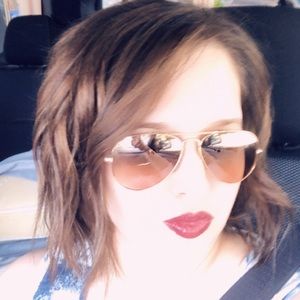 Meet your Posher, Kelsie